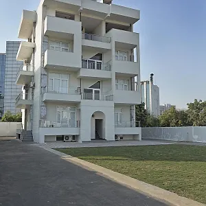 ** Guest house Capital O 17035 Arkaya India